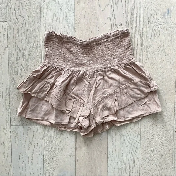 NWOT Ruffle Flowy Shorts | Amazon - Picture 3 of 9